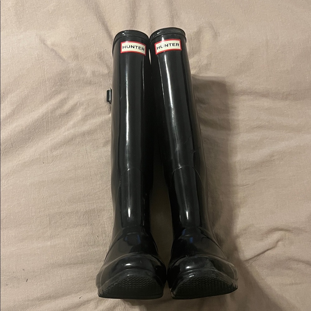 Hunter Glossy Black Rain Boots